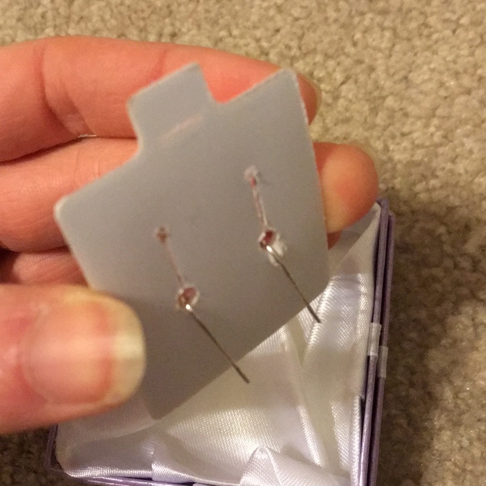 dangle earrings - Picture 2 of 2